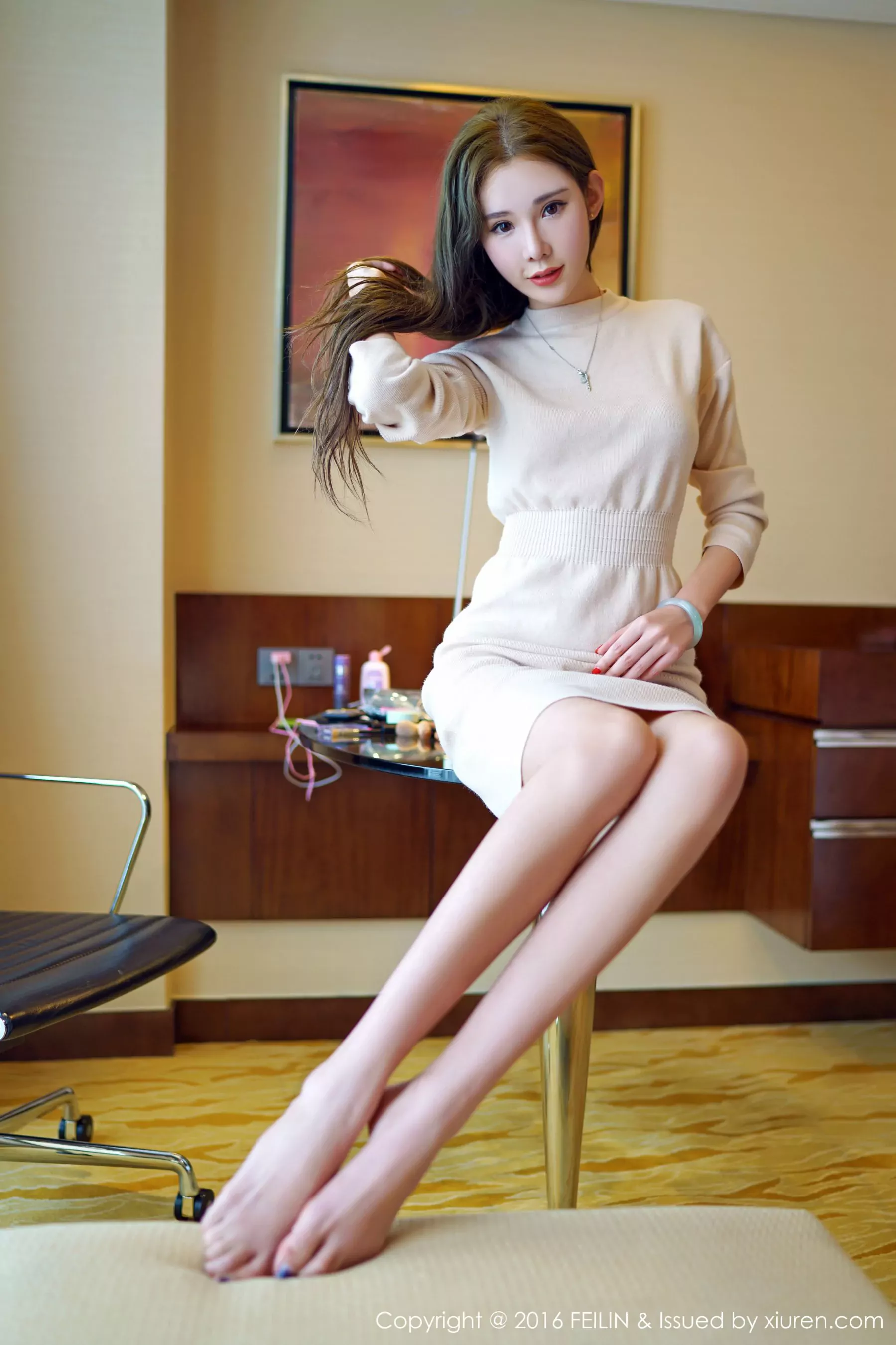 萌琪琪Irene《精致的五官，白皙的皮肤，完美的胸型，修长的美腿》 嗲囡囡 Vol.059插图10