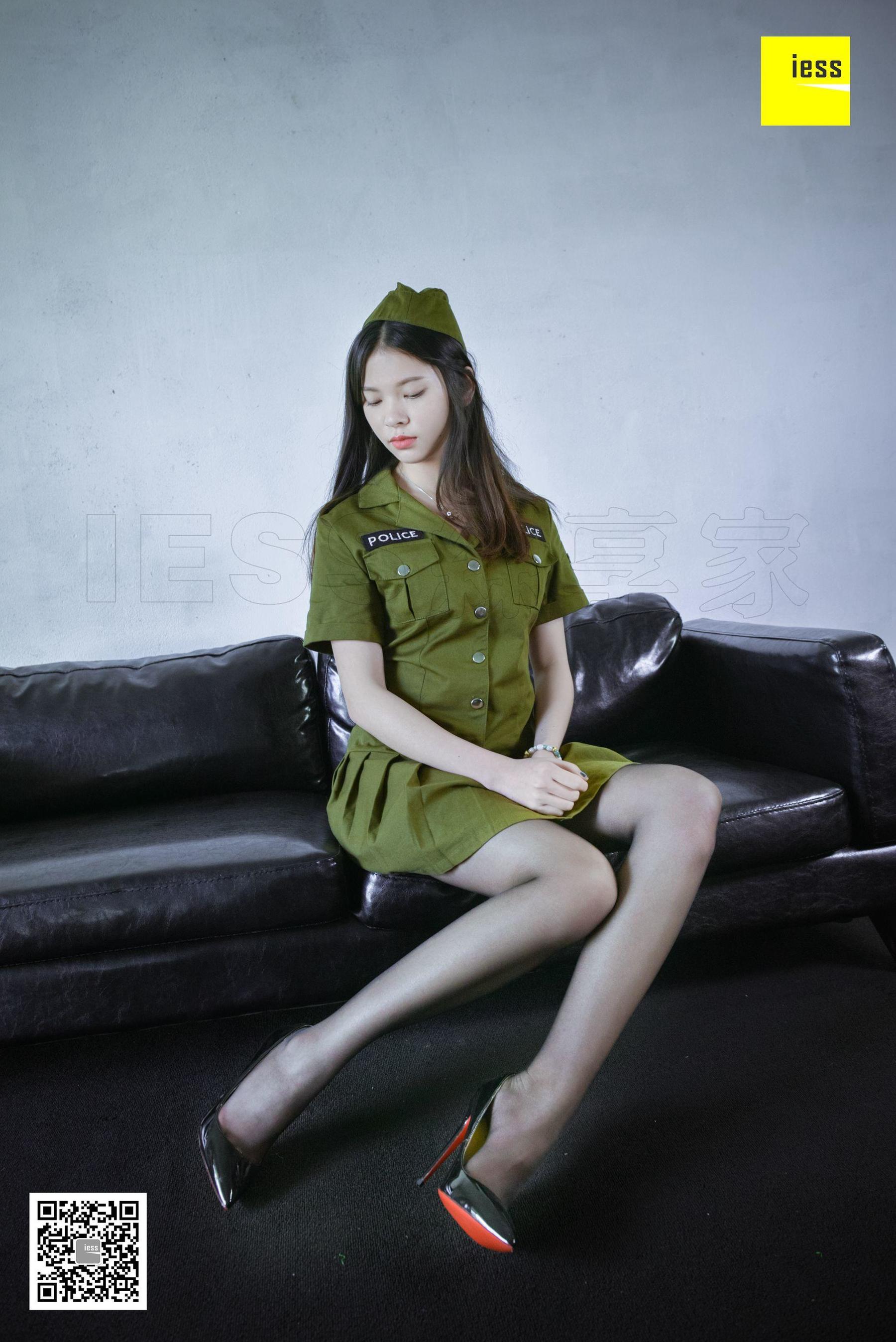 七七《黑丝军绿制服》 [异思趣向IESS] 丝享家249-奶仔圈