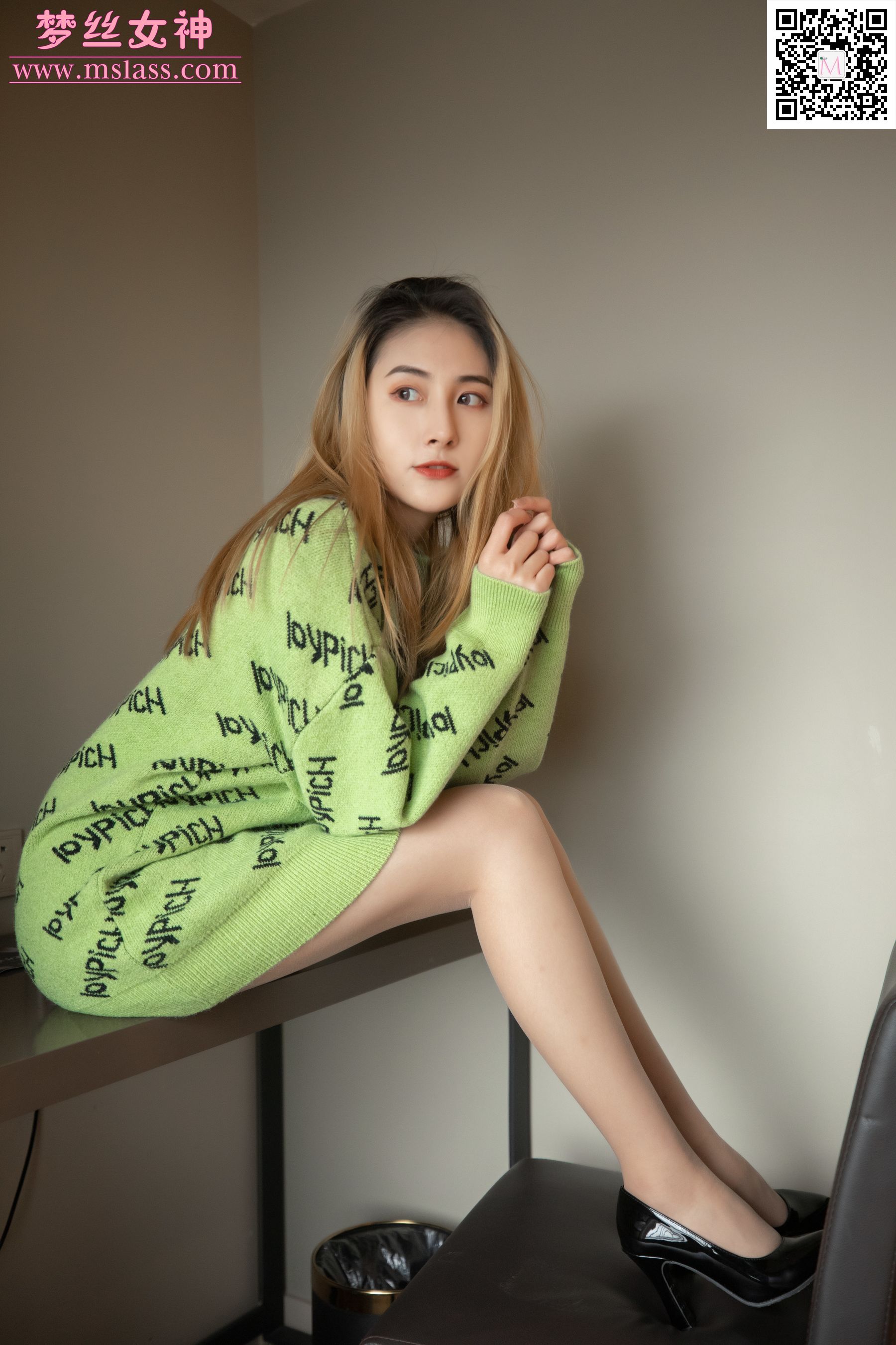 [梦丝女神MSLASS]  小允儿 喜欢绿绿的衣服_第5张