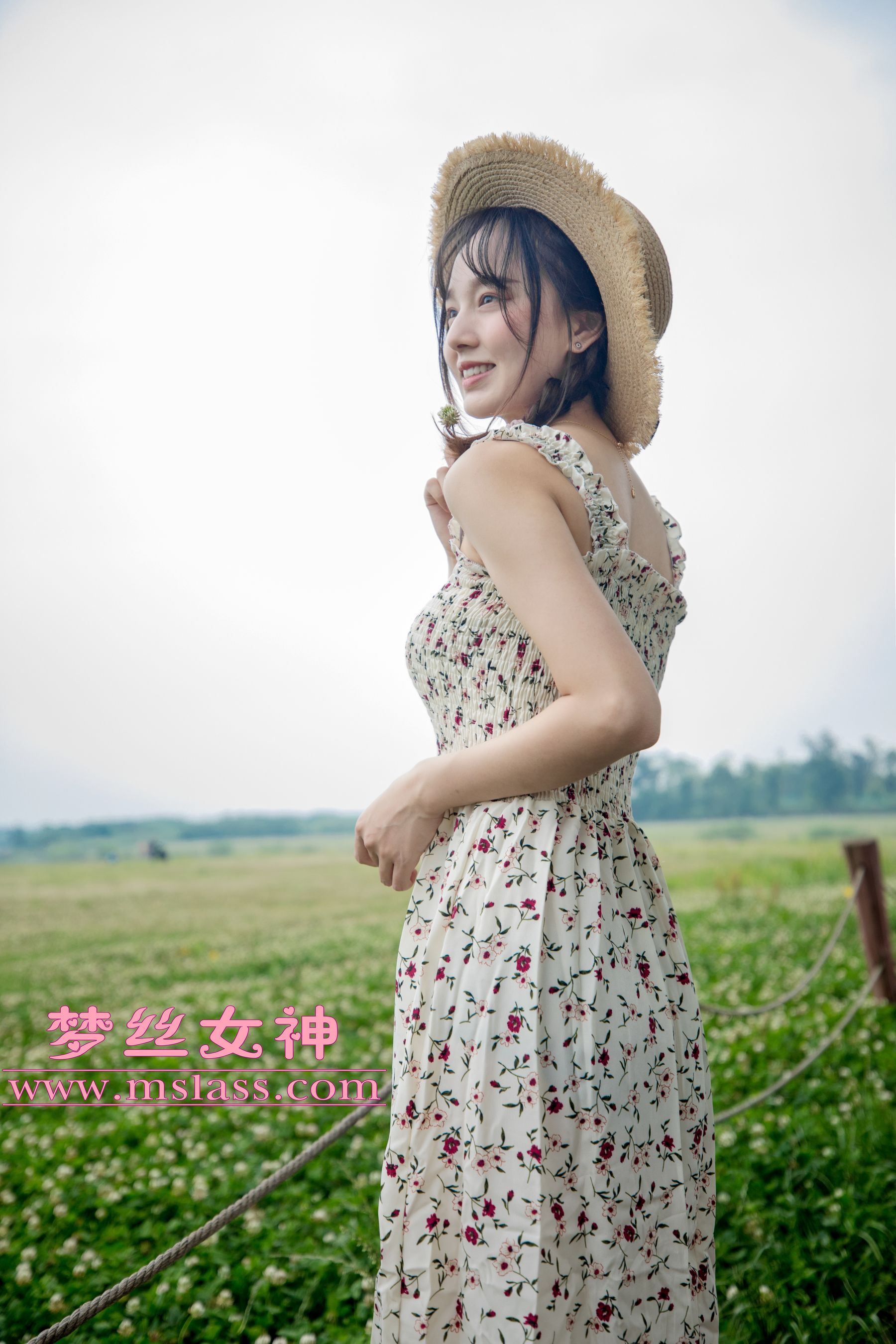 [梦丝女神MSLASS]  玥玥 田园的萌妹_第3张