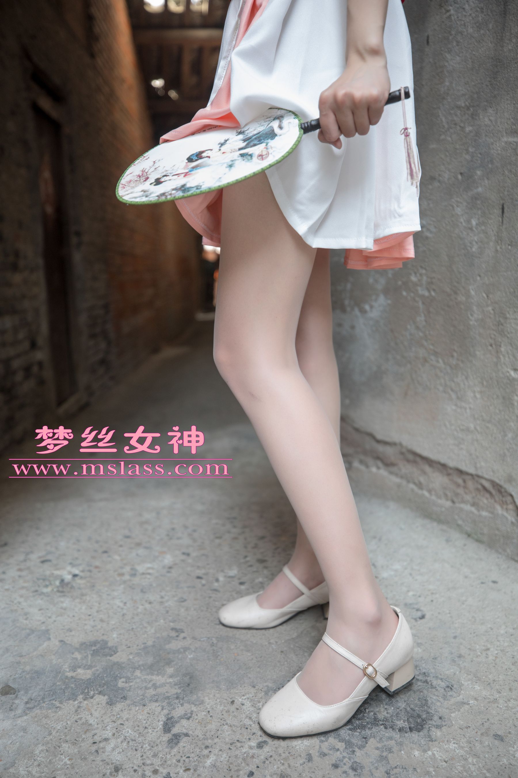 [梦丝女神MSLASS]  玥玥 长城古风少女_第4张