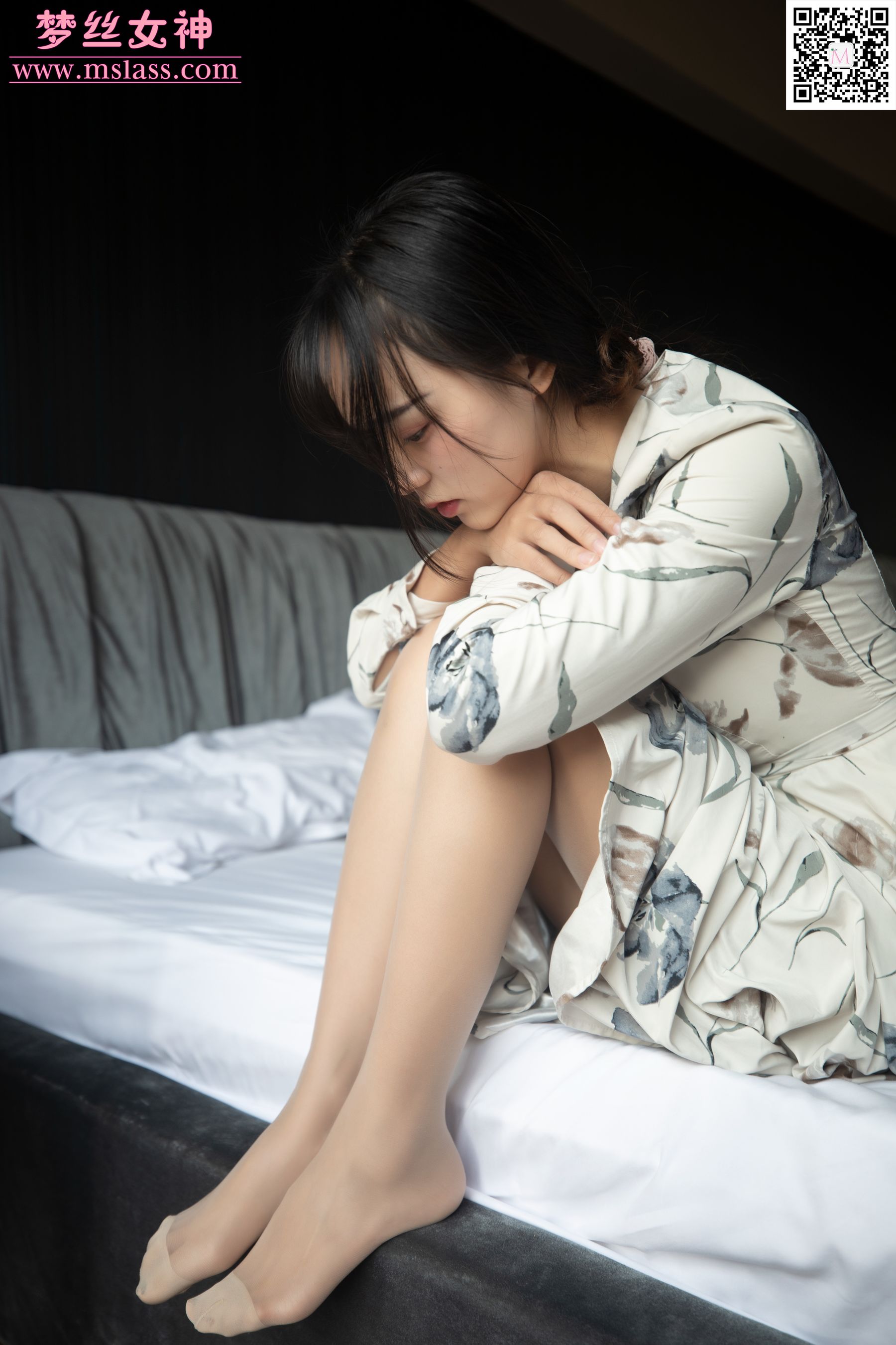 [梦丝女神MSLASS]  玥玥 长裙的美人坯子_第3张