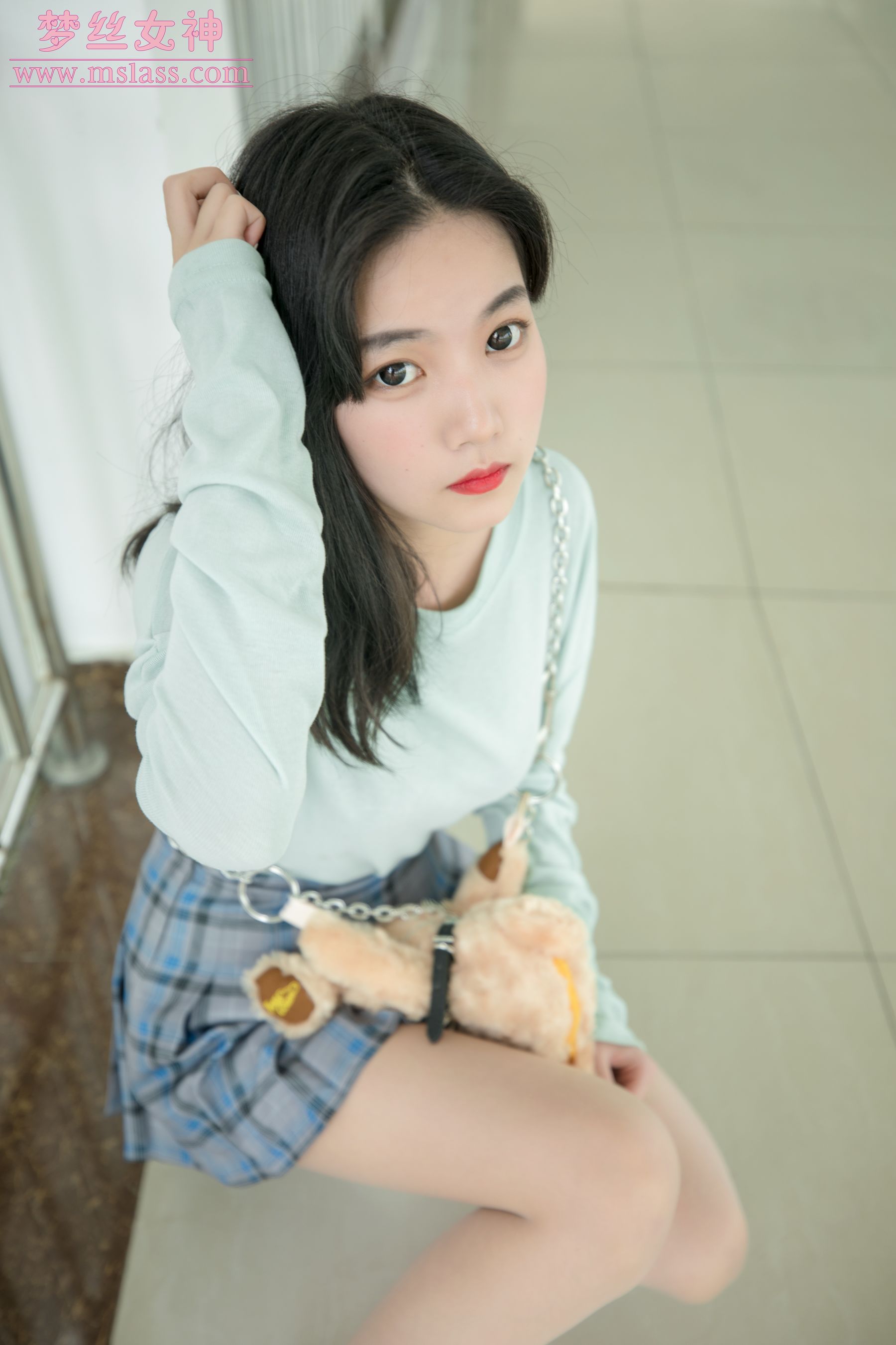 [梦丝女神MSLASS]  酥酥 恬静的小白鞋丝袜_第4张