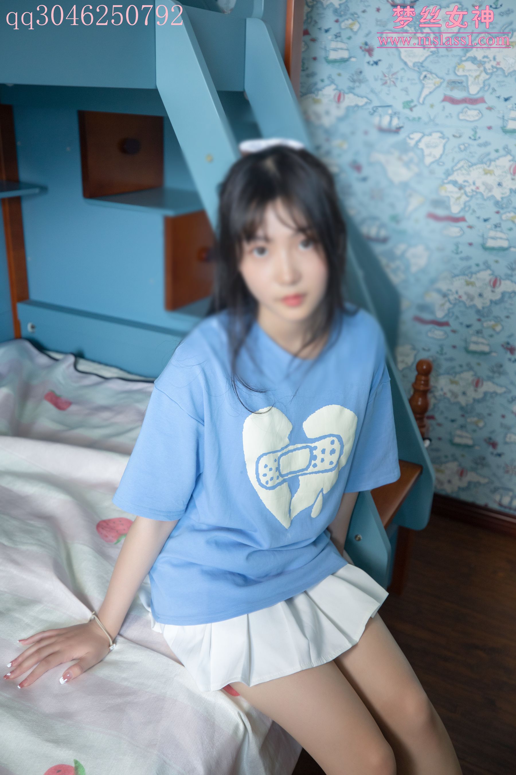 [梦丝女神MSLASS] 蓝菲菲 学妹闺房-奶仔圈