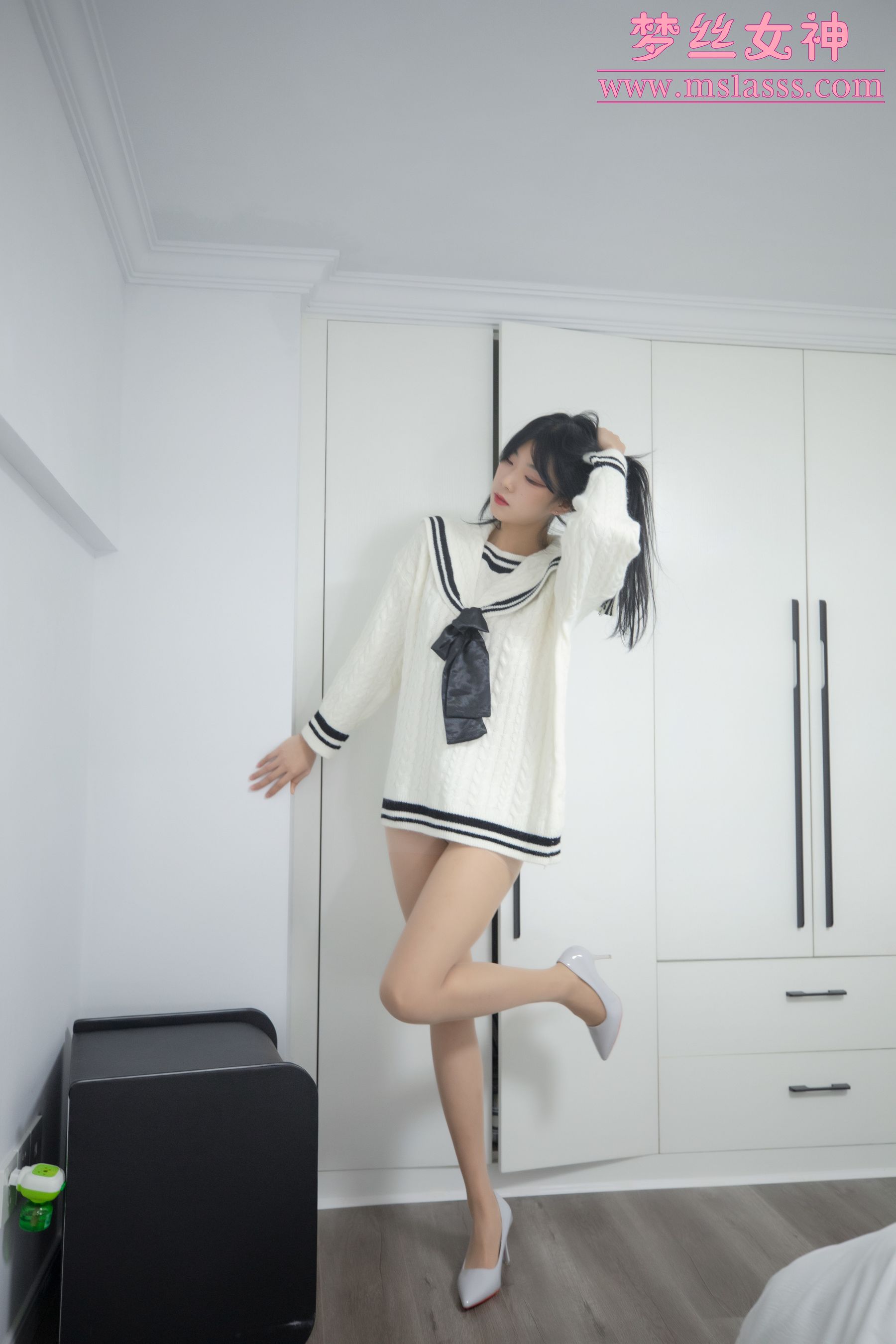 [梦丝女神MSLASS] 韩飞儿 白衣大长腿_第5张
