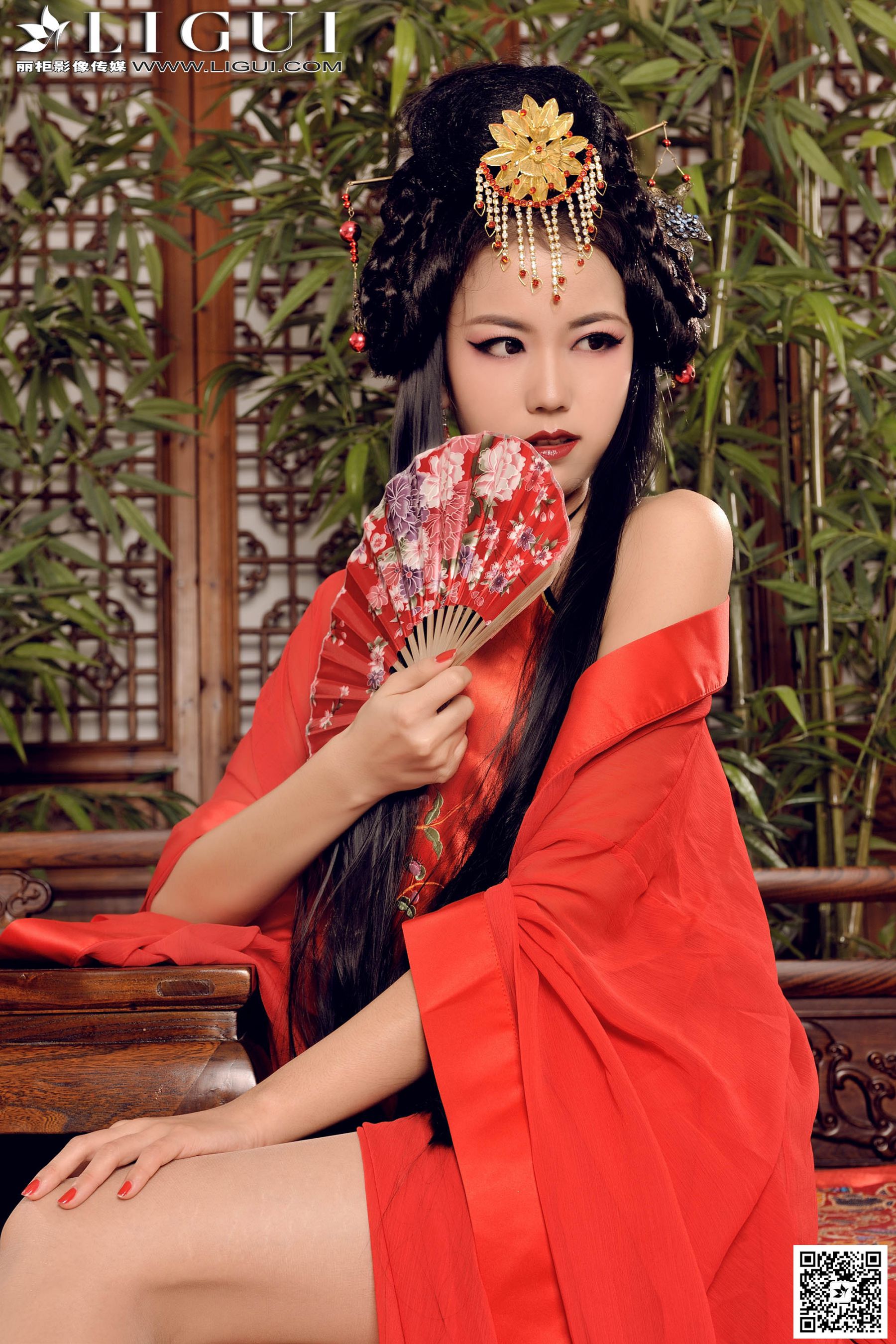 Model 可馨《极品古装美女丝足》上下全集 [丽柜LiGui] 美腿玉足写真图片-奶仔圈