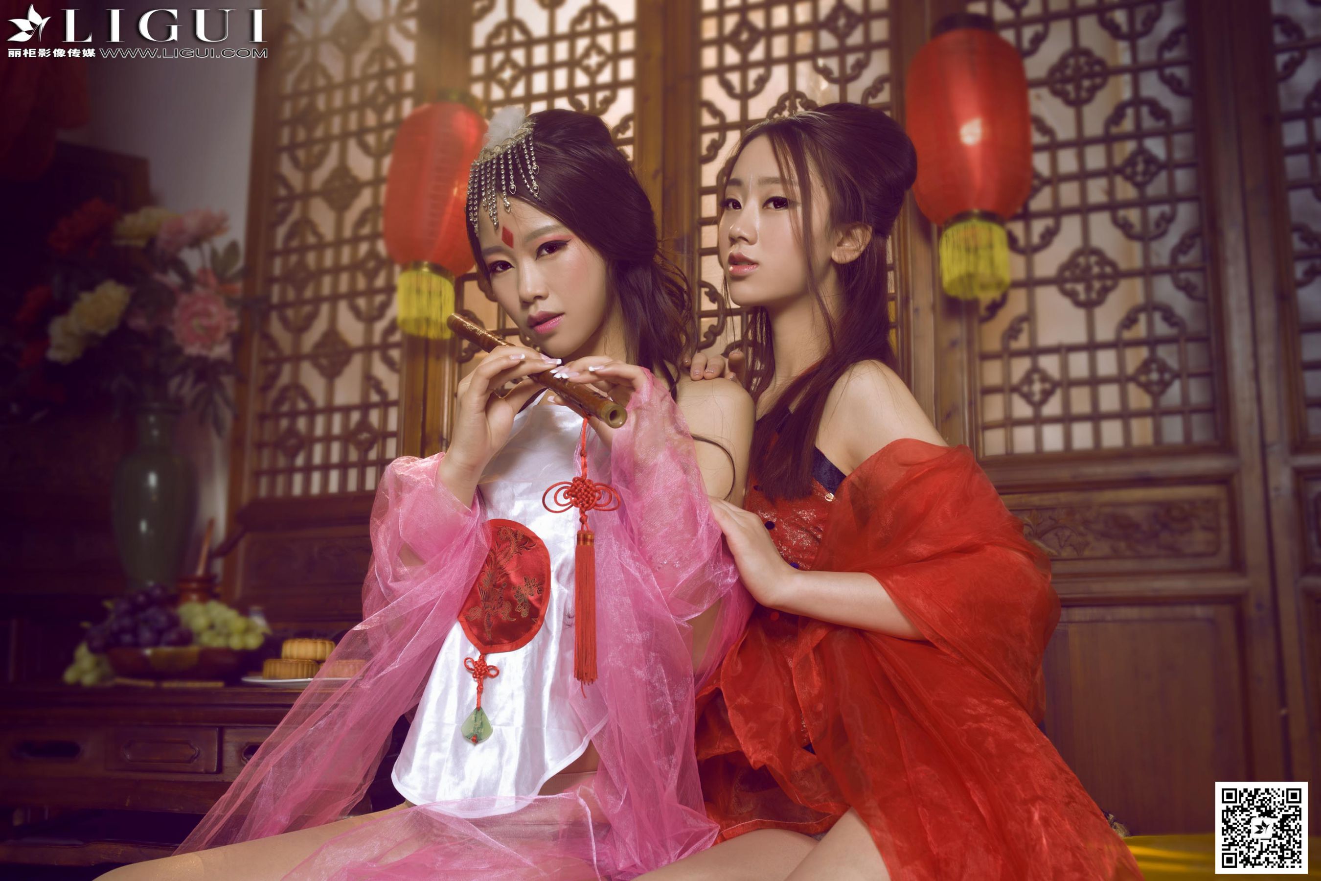 Model 语寒、然然《薄纱肚兜古典美人》 [丽柜LiGui] 美腿玉足写真图片_第5张