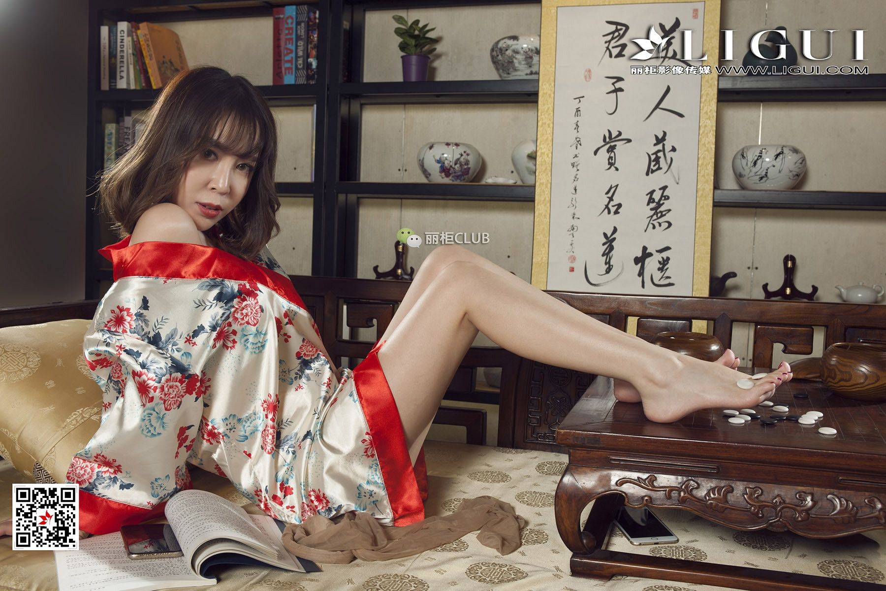 腿模Vicky《古典丝足》 [丽柜Ligui]-奶仔圈