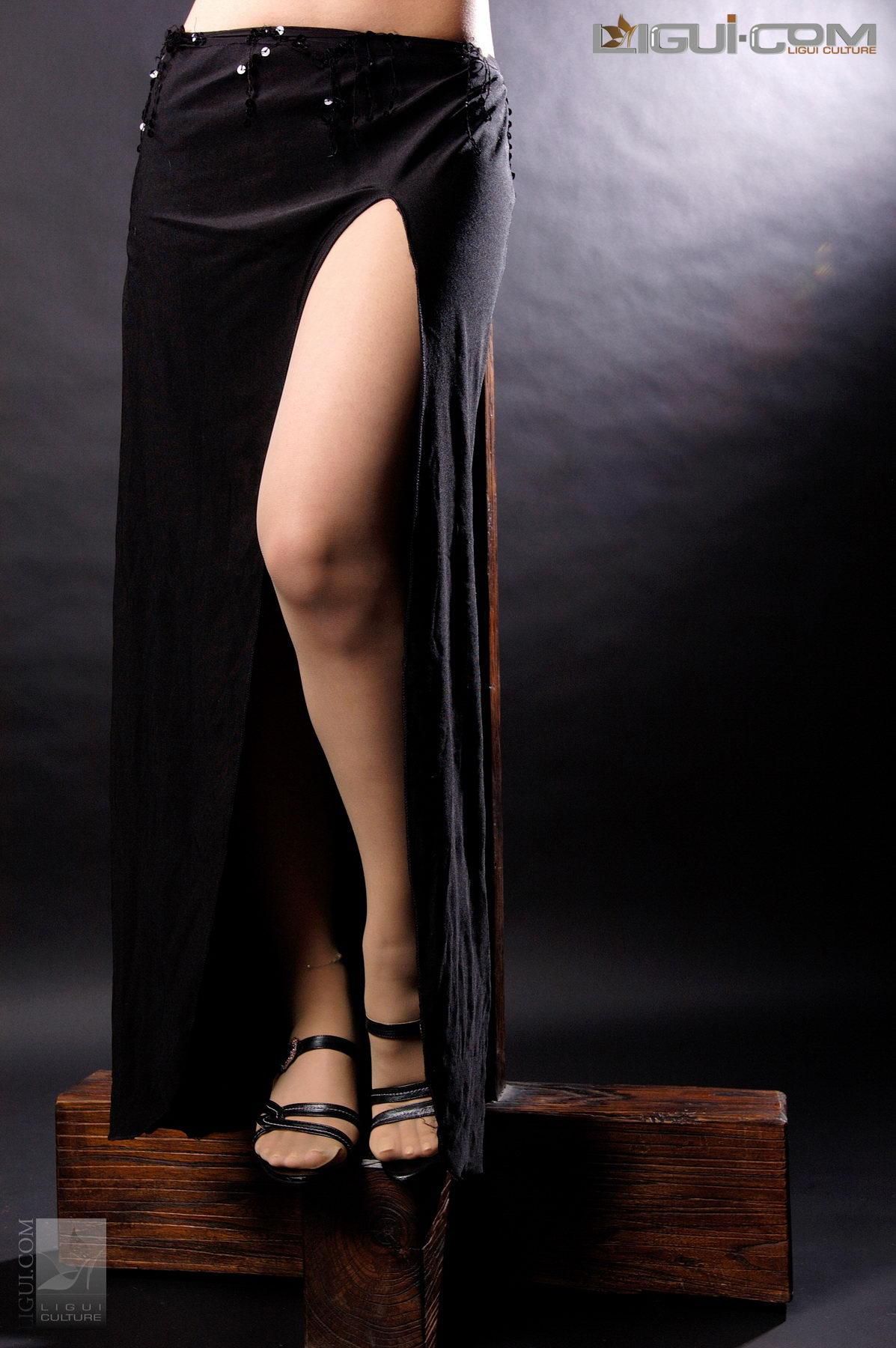 [丽柜美束LiGui] Model Saya《十字架的绳艺捆绑》 丝足写真图片_第3张