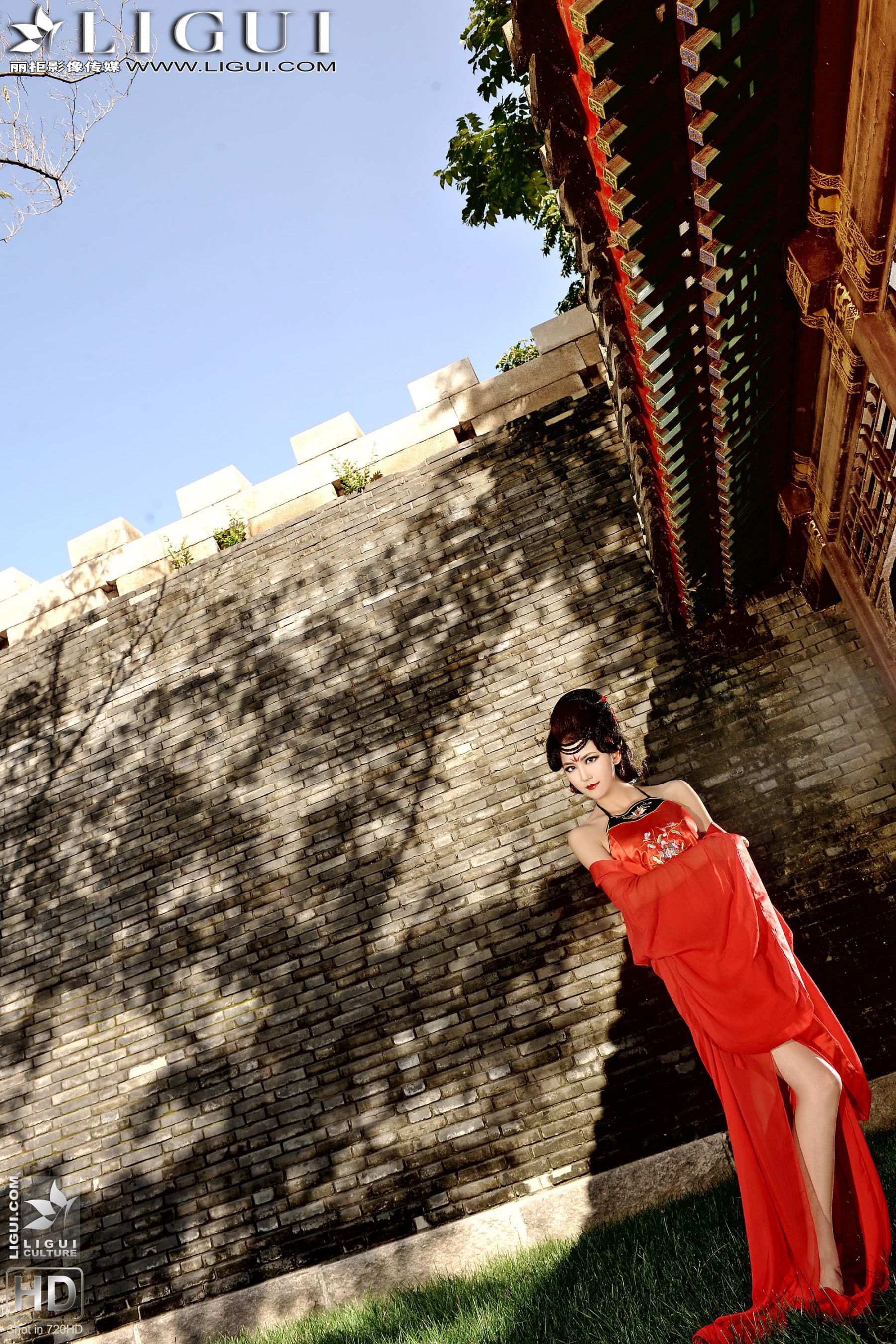 Model 可馨《绝色古典美女》 [丽柜LiGui] 美腿玉足写真图片-奶仔圈