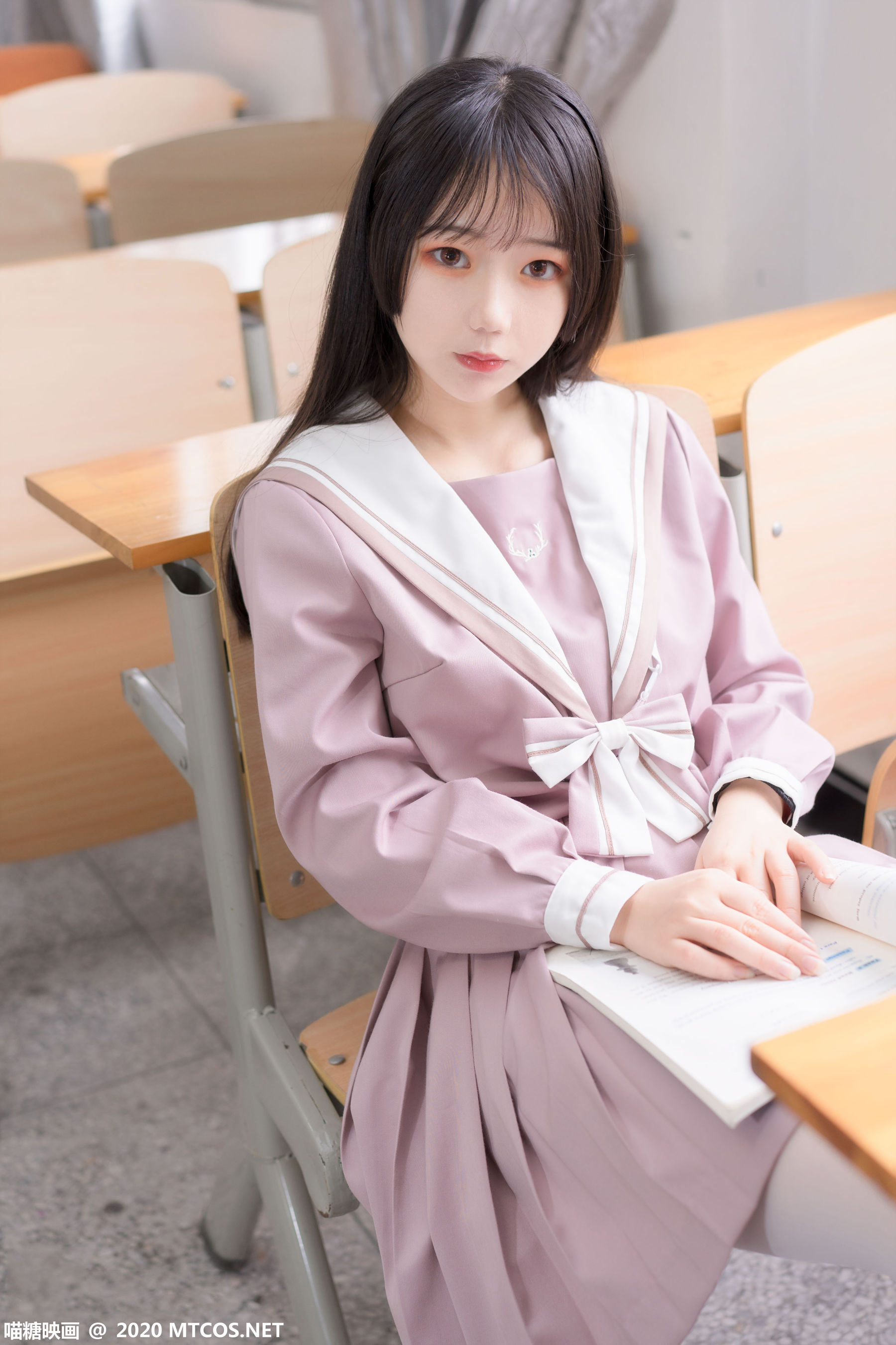 [喵糖映画] VOL.074 半度度度喵 – 粉色JK小姐姐-奶仔圈