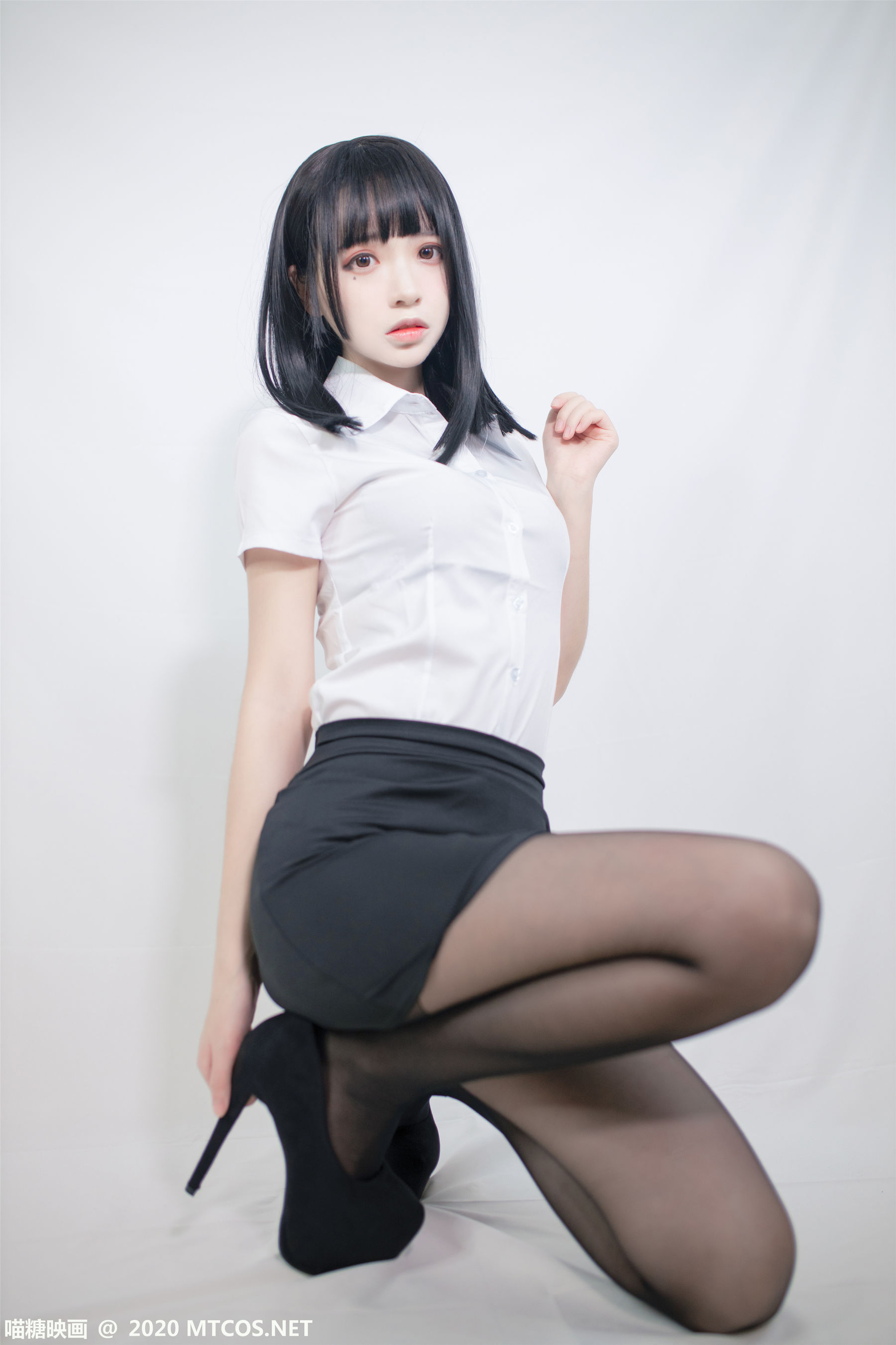 [喵糖映画] VOL.291 疯猫ss OL制服_第2张