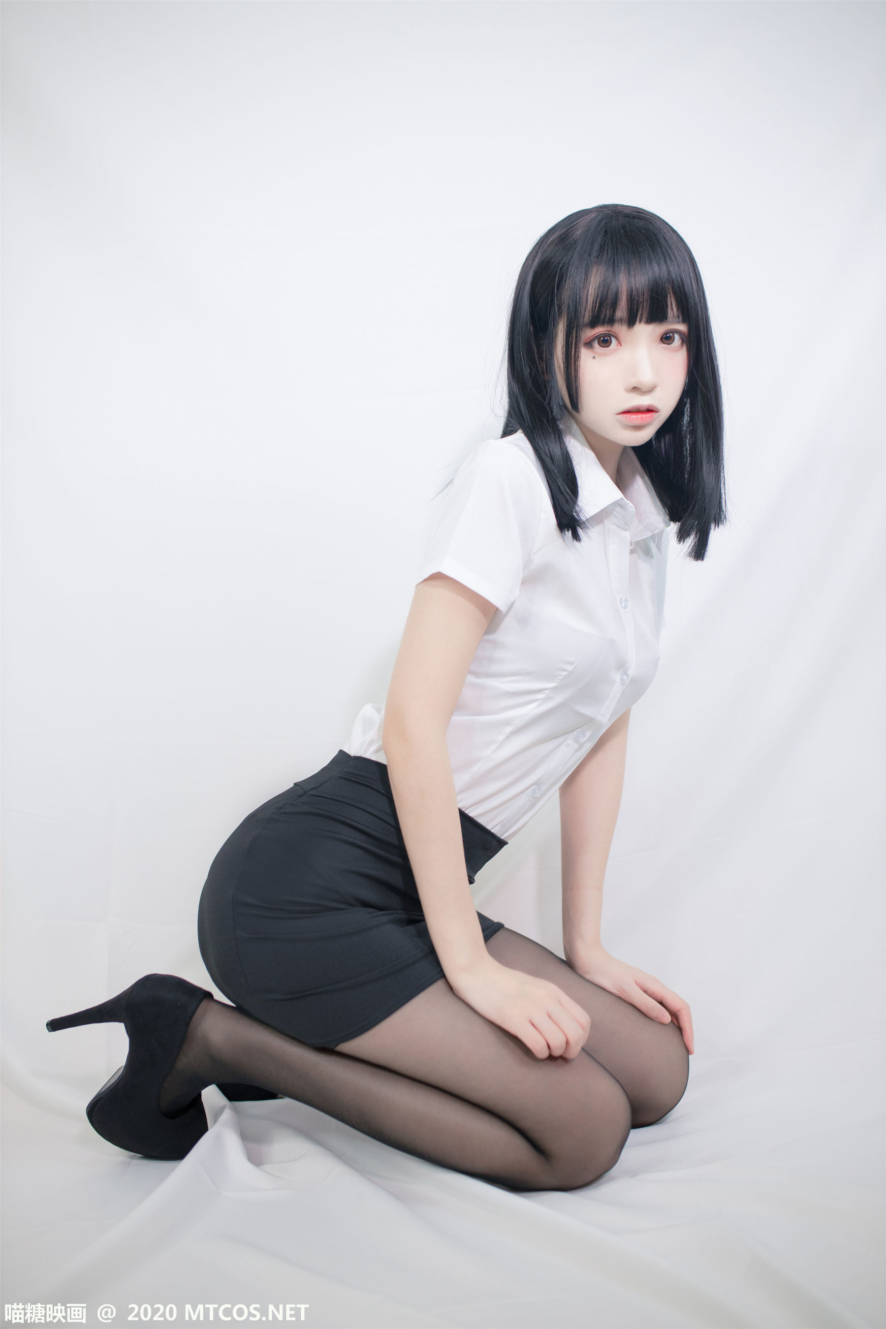 [喵糖映画] VOL.291 疯猫ss OL制服_第3张