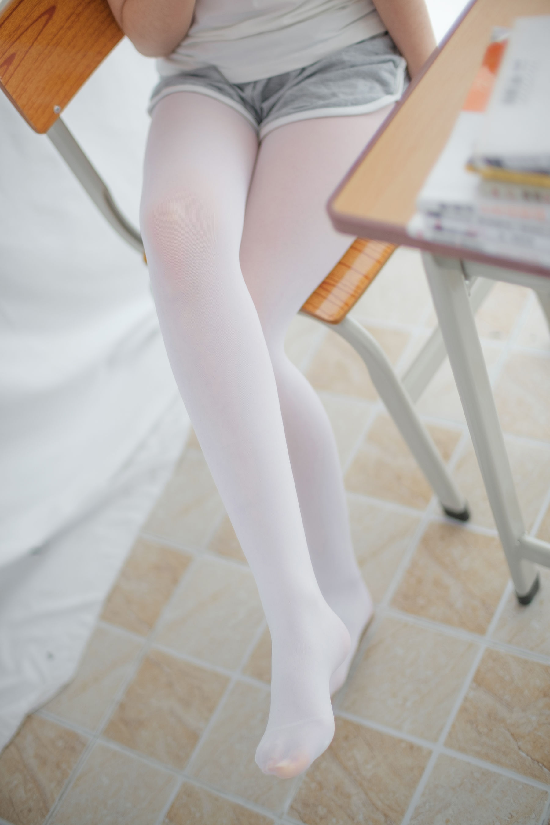 [森萝财团] R15-005 JK白丝诱惑-奶仔圈