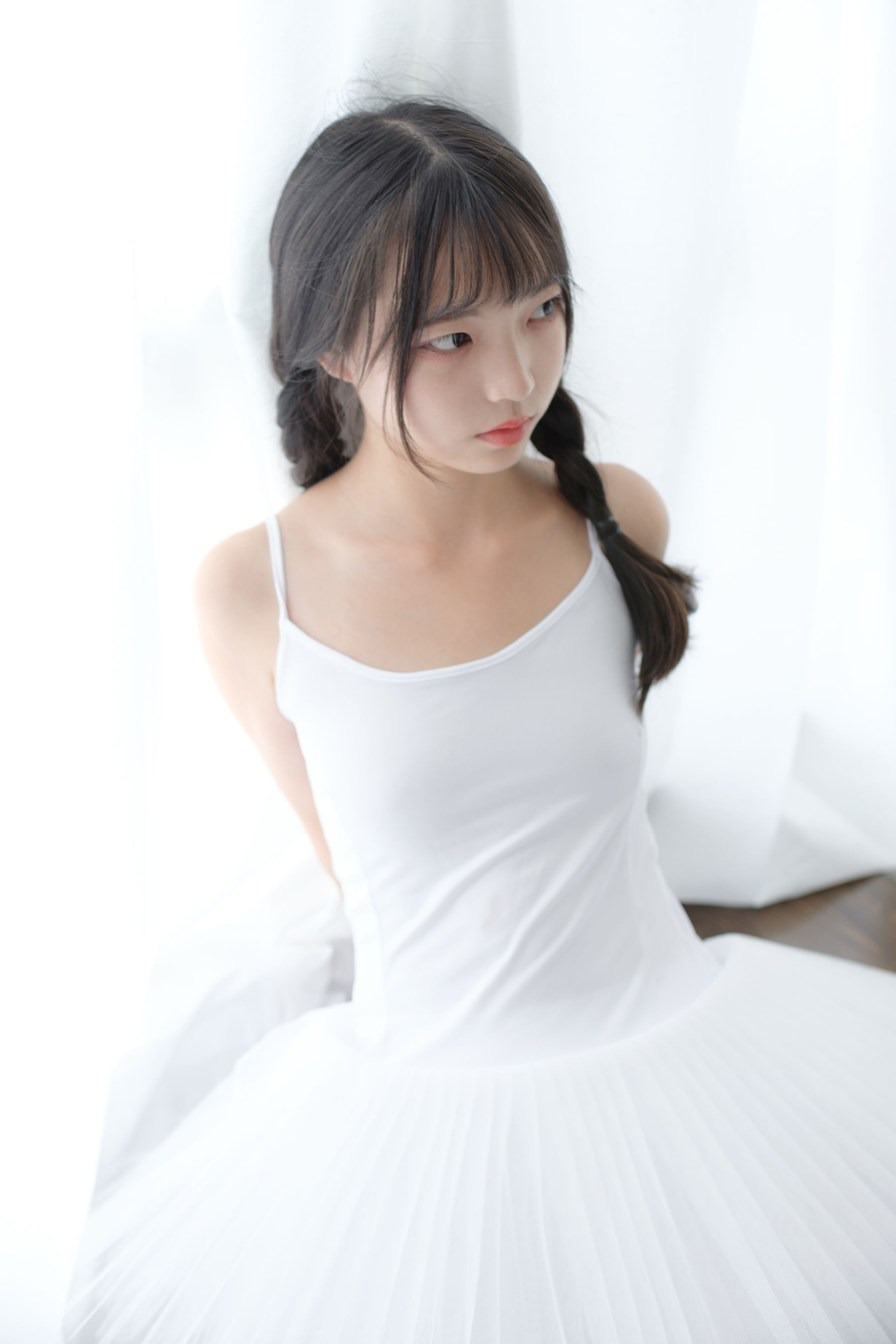 [森萝财团] X-042 白丝萝莉少女-奶仔圈