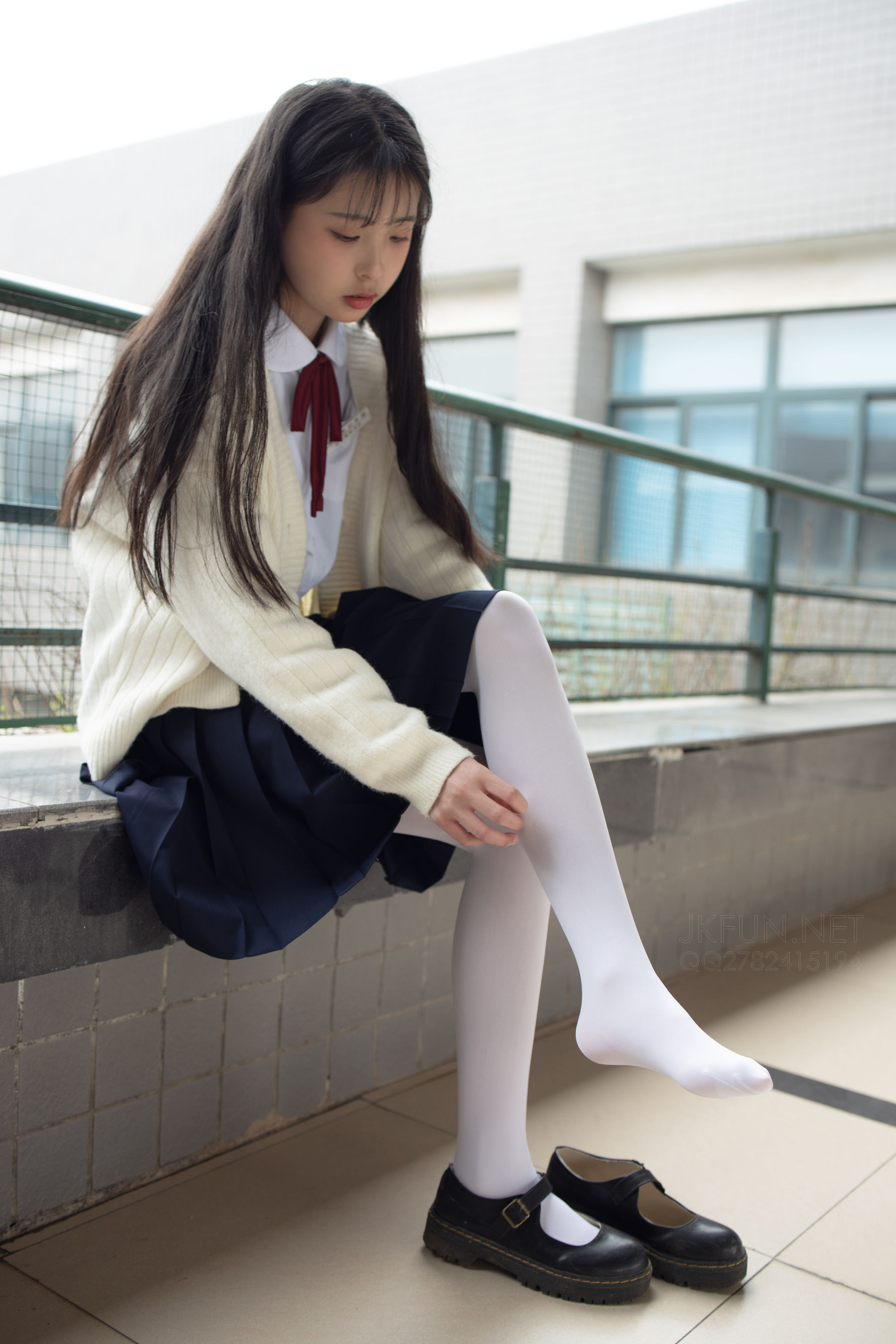 [森萝财团] JKFUN-001 甜米 纯纯的白丝学妹-奶仔圈