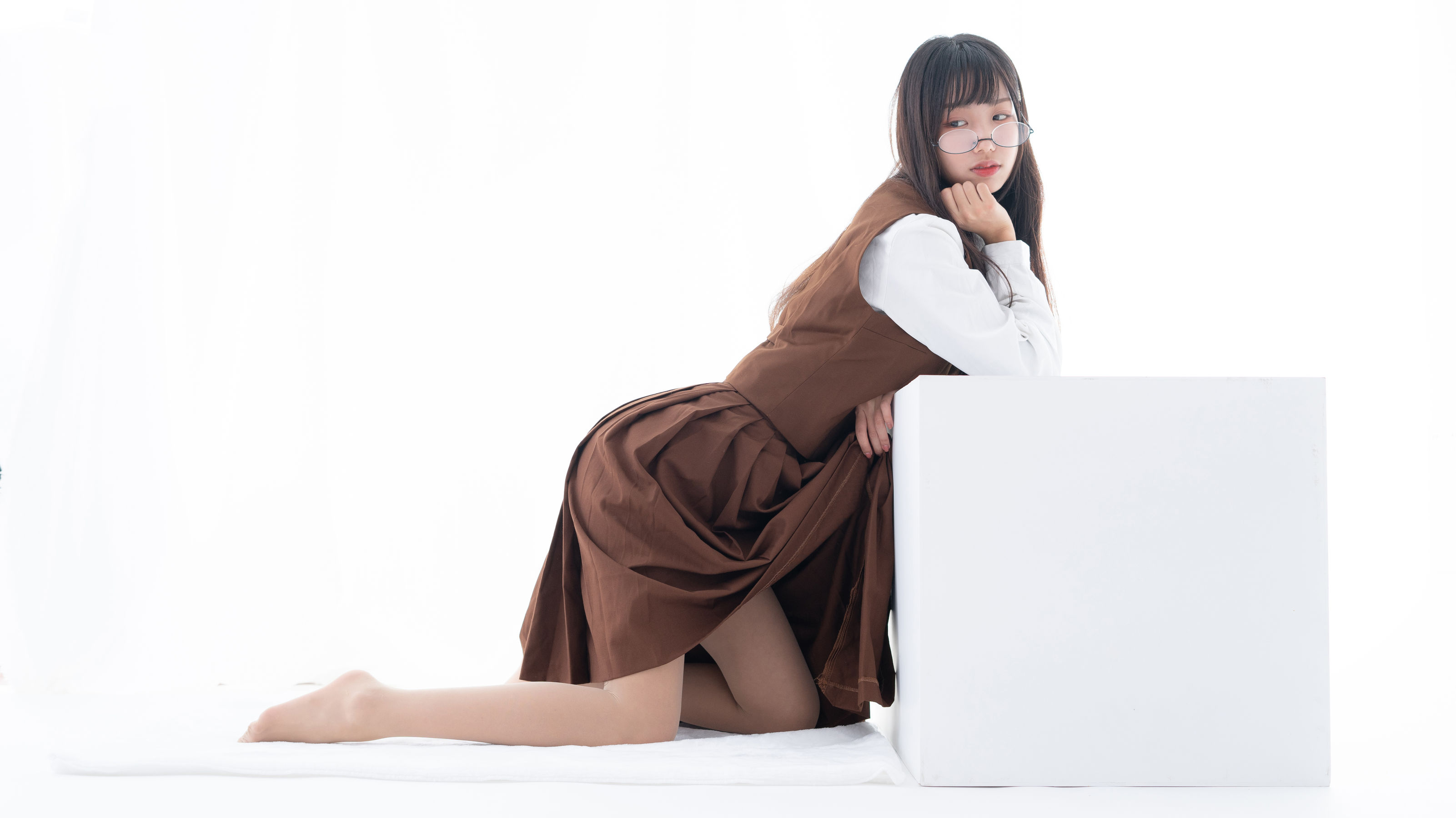 [森萝财团] JKFUN-033 小梓 肉丝30D_第2张