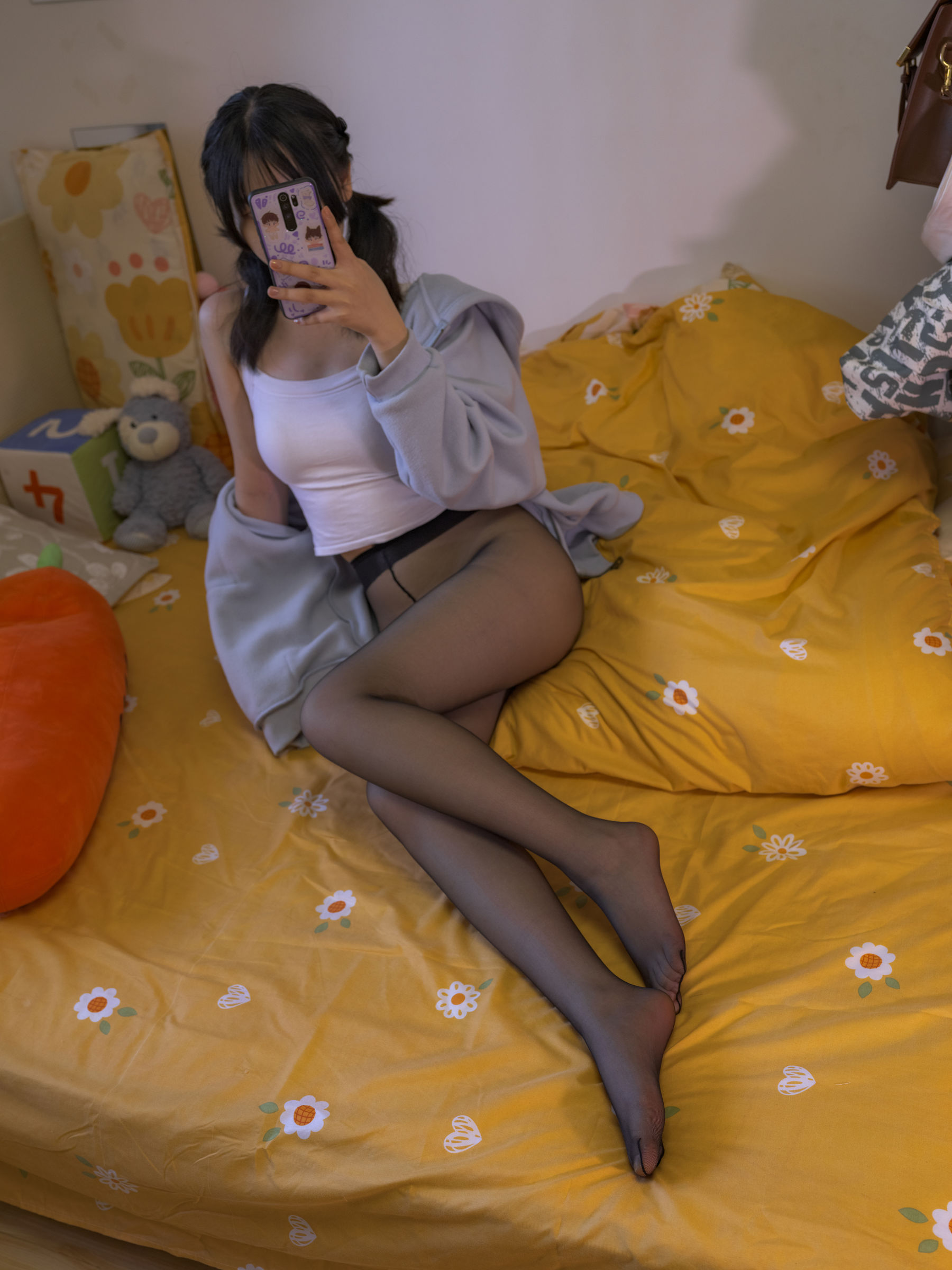 森萝财团写真 月下007 小夜 黑丝 10D 超薄-奶仔圈